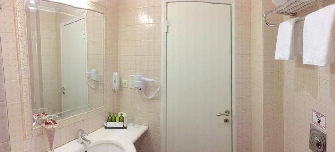 London Hotel