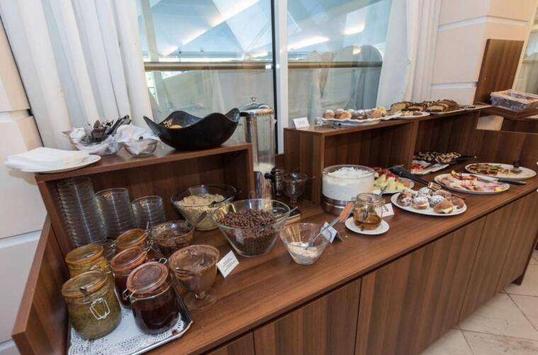 London Hotel