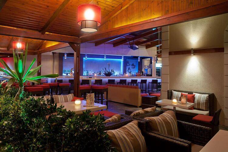 Axos Hotel