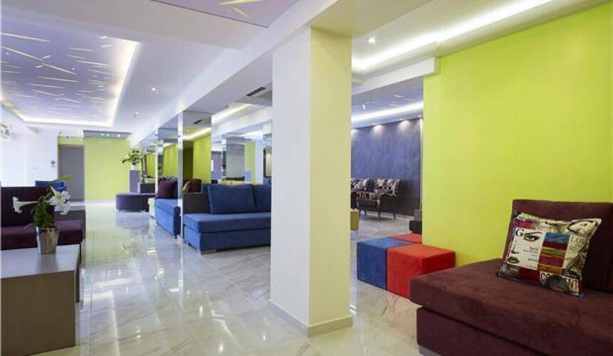 Mistral Bay Hotel
