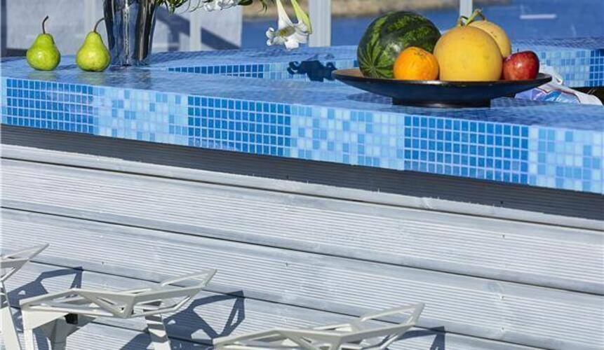 Mistral Bay Hotel