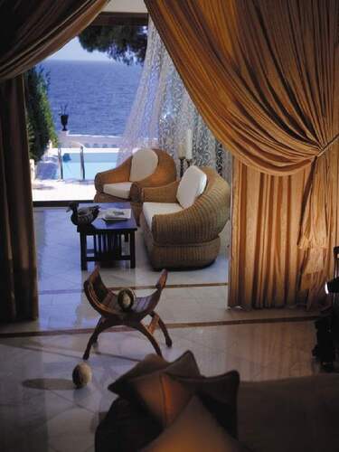 Danai Beach Resort & Villas