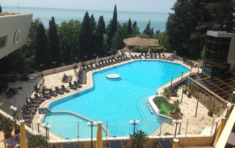 Лазурная Отель & Спа (Ex. Radisson Lazurnaya Hotel & Spa)