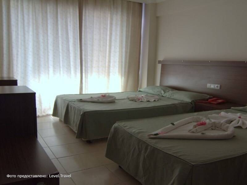 Фотография Kalamaki Beach Hotel