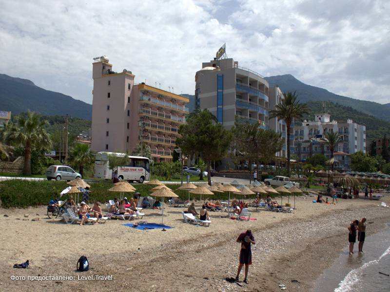 Фотография Kalamaki Beach Hotel