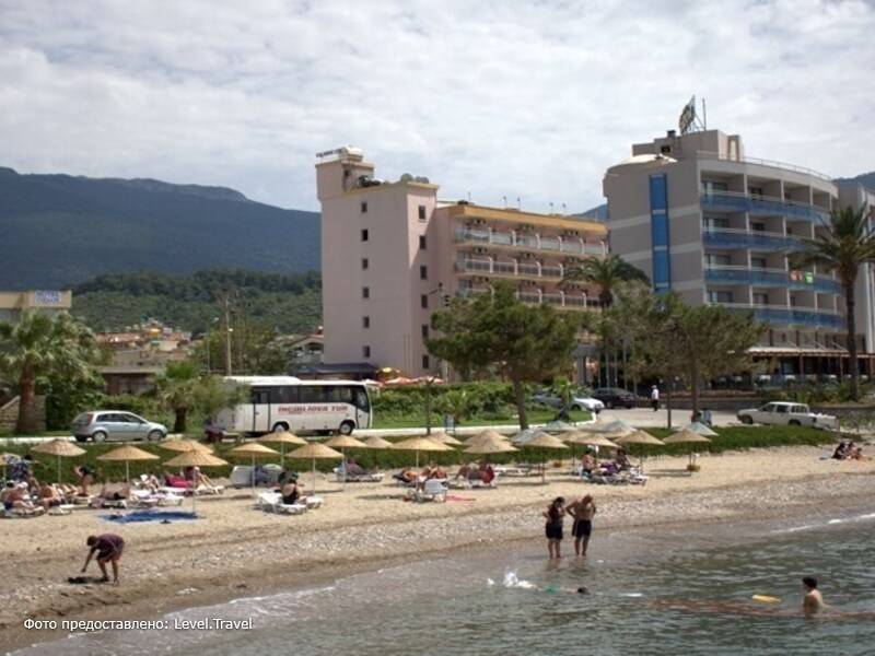 Фотография Kalamaki Beach Hotel