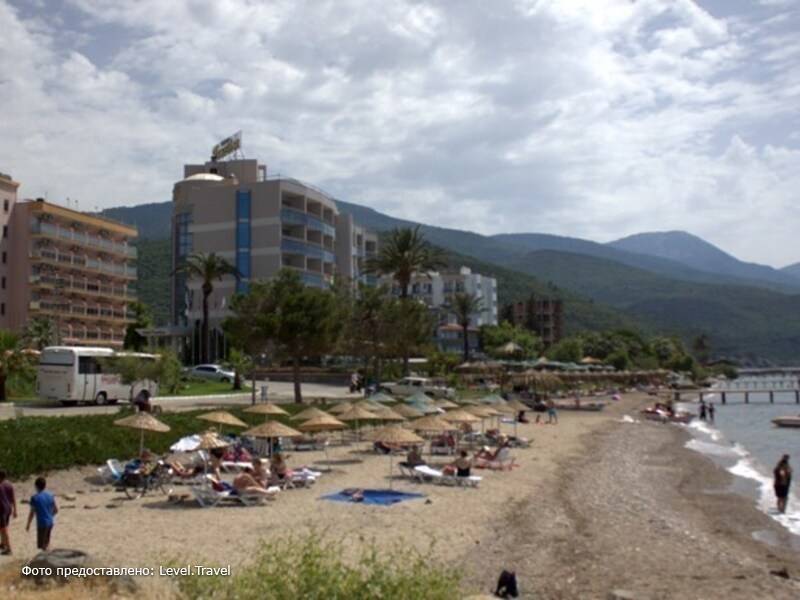 Фотография Kalamaki Beach Hotel