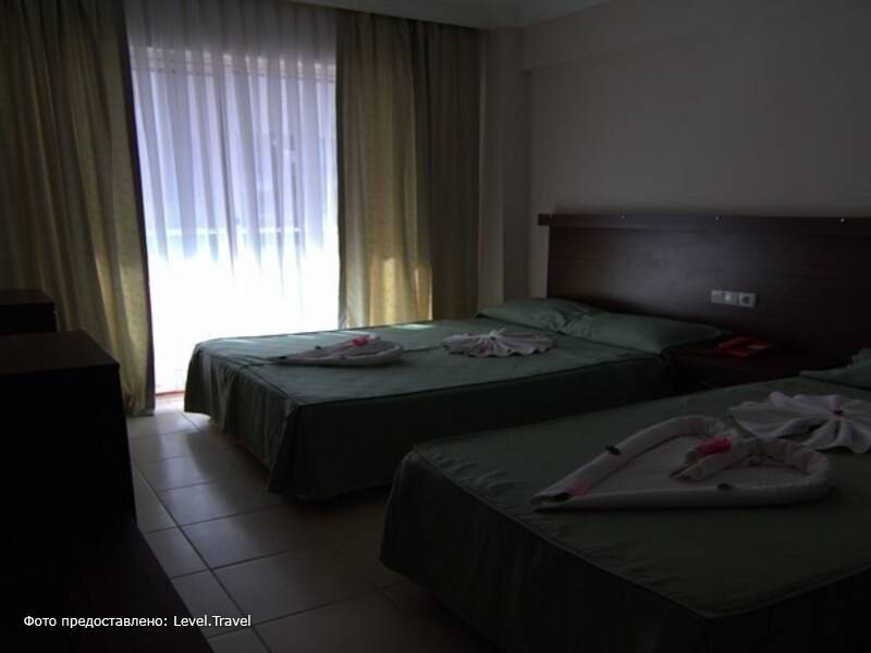 Фотография Kalamaki Beach Hotel