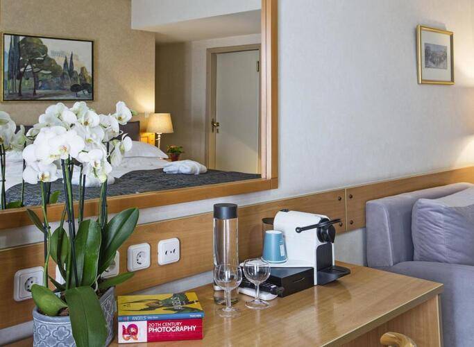 Astor Hotel