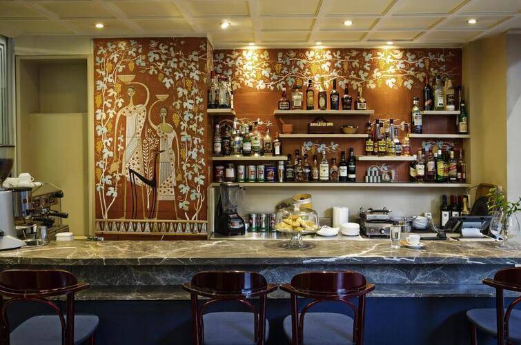 Astor Hotel