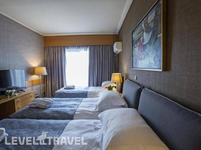 Фотография Astor Hotel