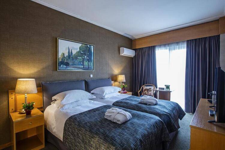 Astor Hotel