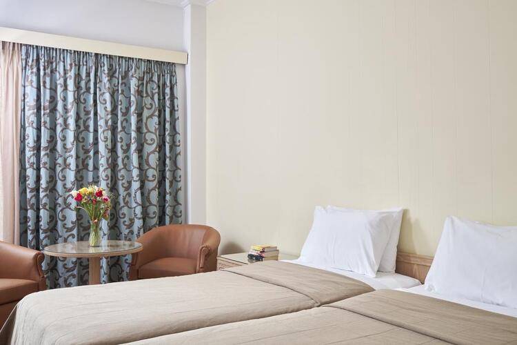 Candia Hotel