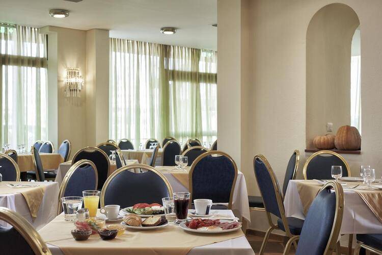 Candia Hotel
