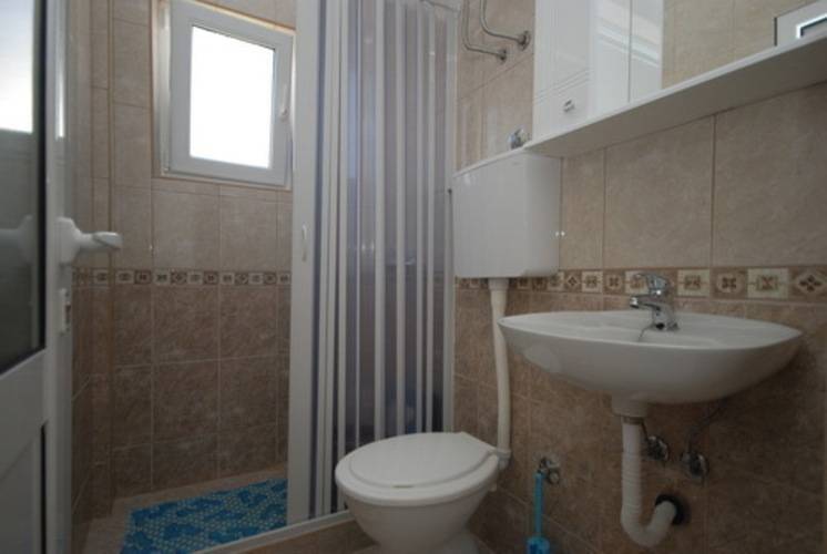 Jelena Apt