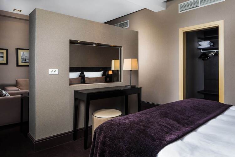 Rodina Grand Hotel & Spa (Родина Гранд Отель И Спа)