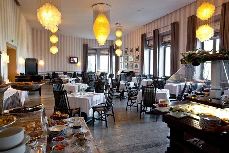 Rodina Grand Hotel & Spa (Родина Гранд Отель И Спа)