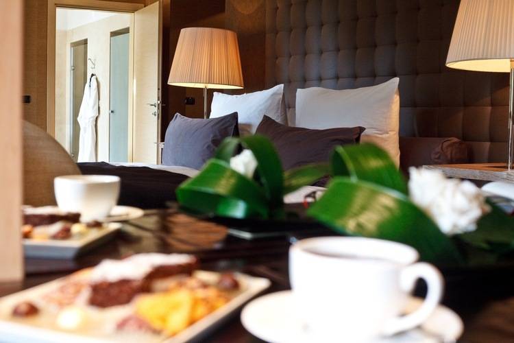 Rodina Grand Hotel & Spa (Родина Гранд Отель И Спа)