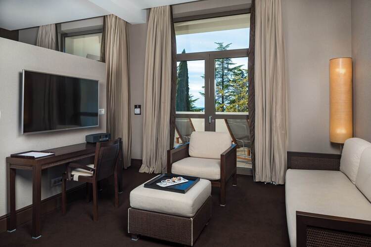 Rodina Grand Hotel & Spa (Родина Гранд Отель И Спа)