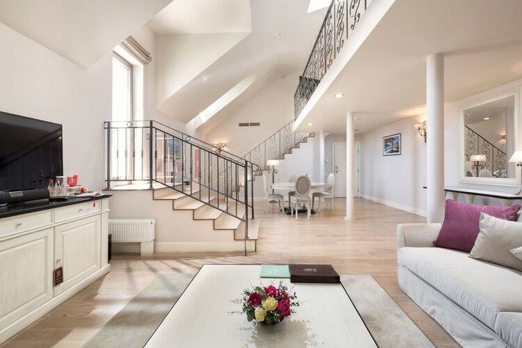 Rodina Grand Hotel & Spa (Родина Гранд Отель И Спа)
