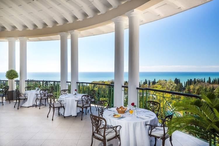 Rodina Grand Hotel & Spa (Родина Гранд Отель И Спа)