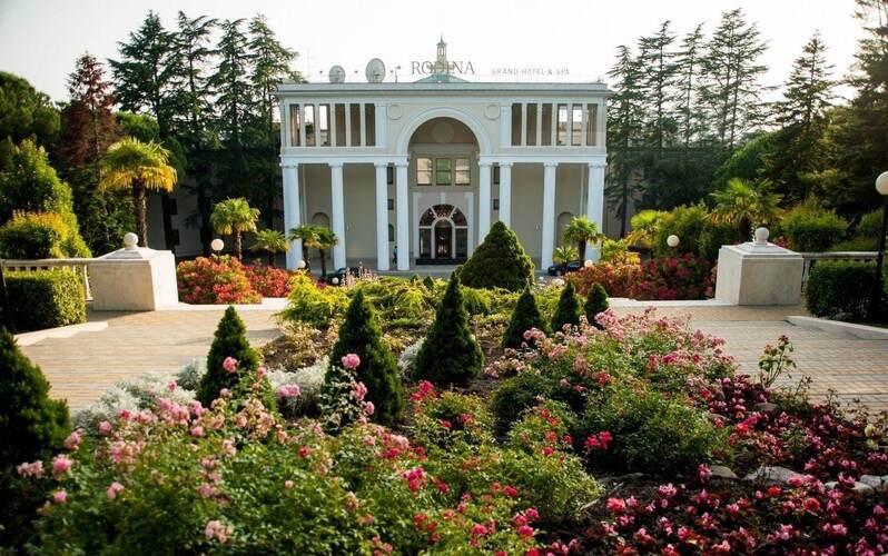Rodina Grand Hotel & Spa (Родина Гранд Отель И Спа)