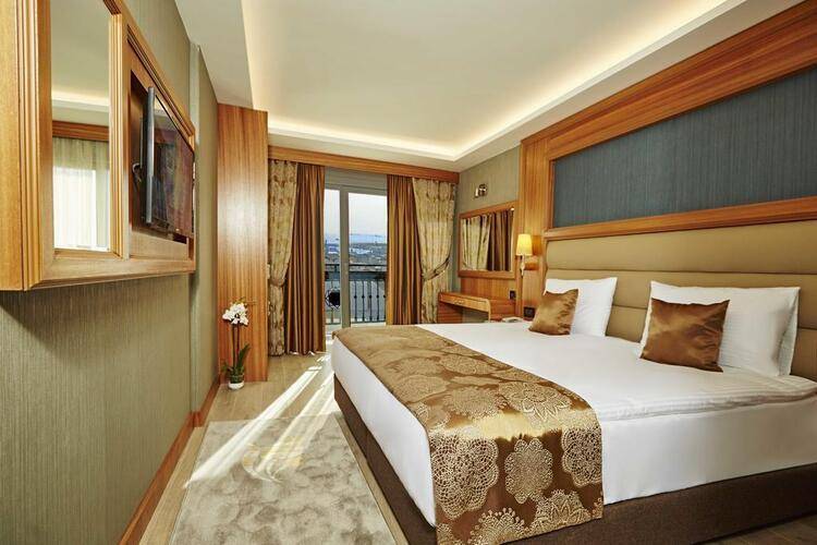 Ikbal De Luxe Hotel