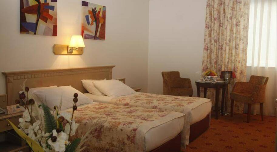 Grand Medya Hotel
