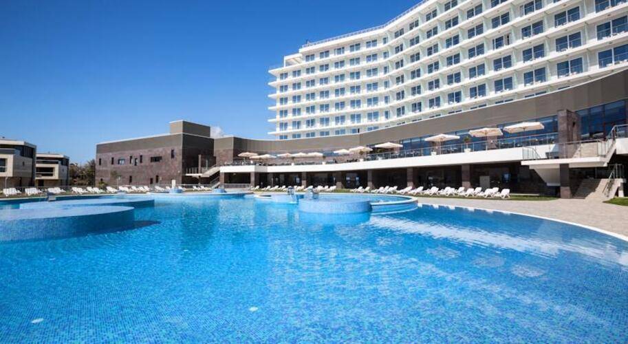 Radisson Collection Paradise Resort & Spa