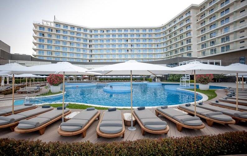 Radisson Collection Paradise Resort & Spa