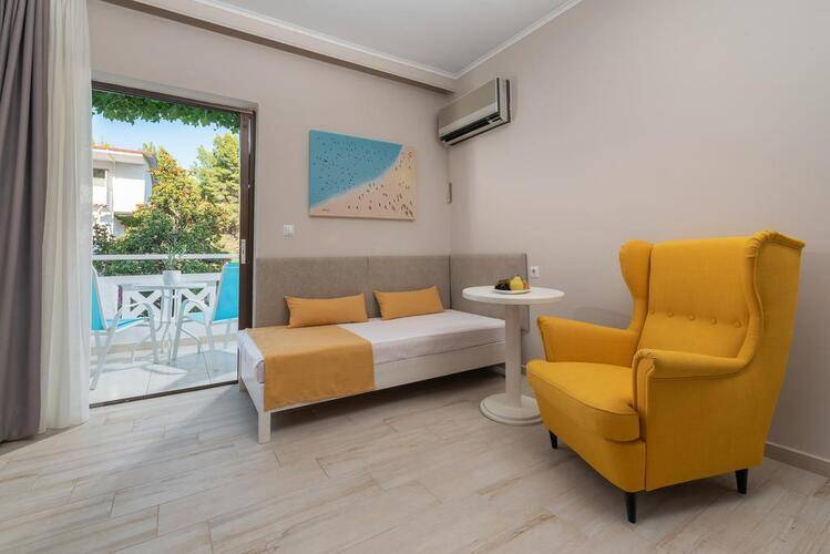 Porfi Beach Hotel