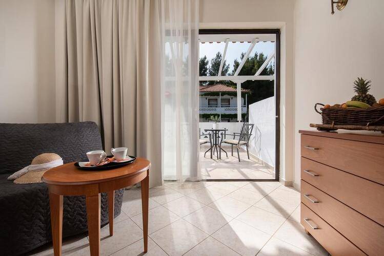 Porfi Beach Hotel