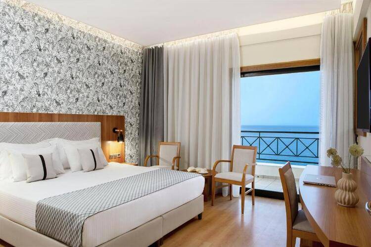 Ramada Attica Riviera (Ex. Aquamarina)