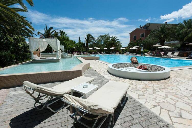 Art Hotel Debono