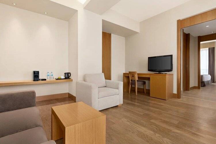 Lazart Hotel Trademark Collection By Wyndham