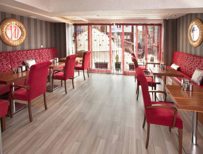 Nanda Hotel