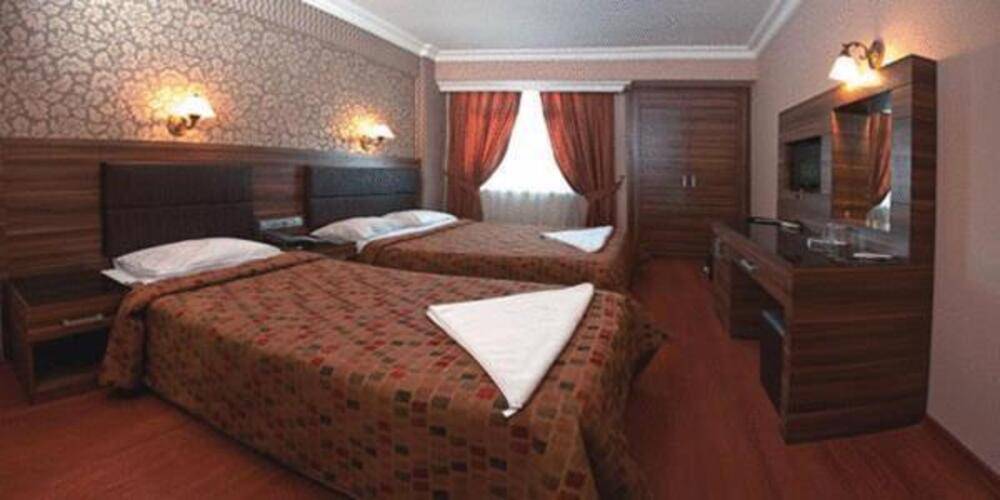 Bazaar Hotel
