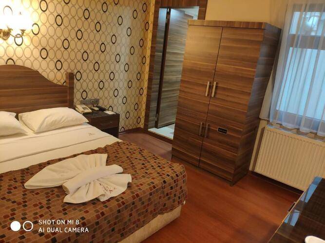 Bazaar Hotel