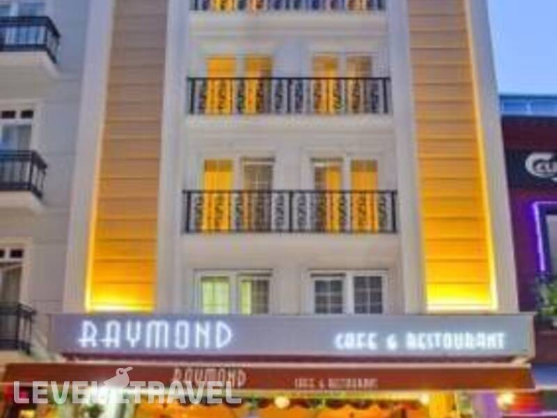 Фотография Raymond Hotel