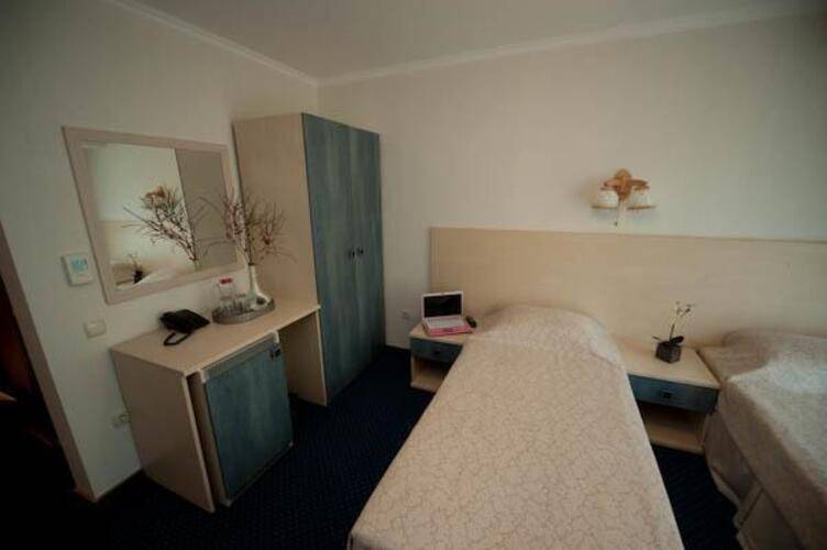 Ripario Hotel Group Modern (Рипарио)