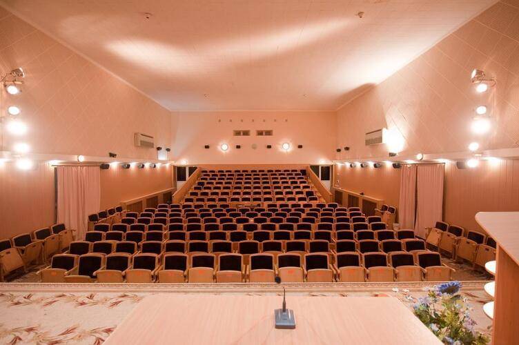 Ripario Hotel Group Modern (Рипарио)