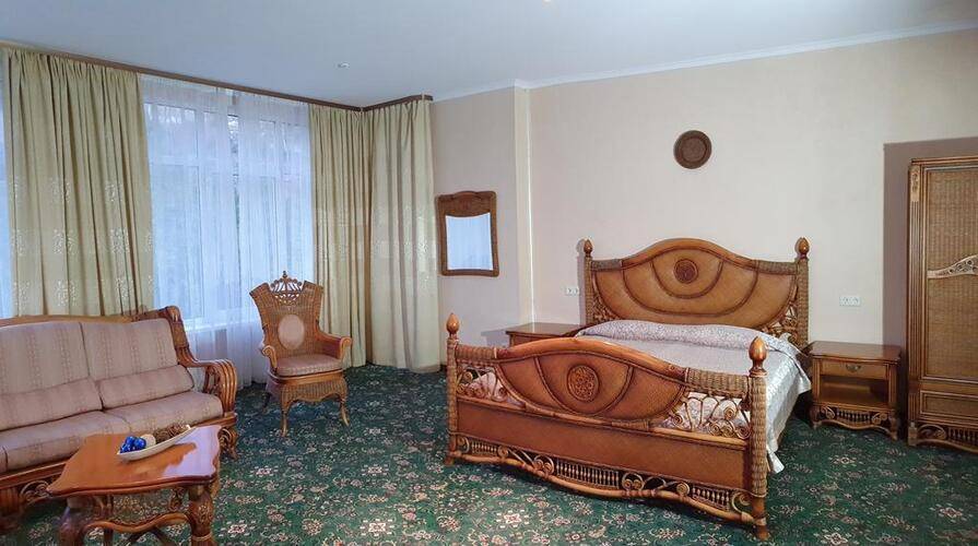 Ripario Hotel Group Modern (Рипарио)