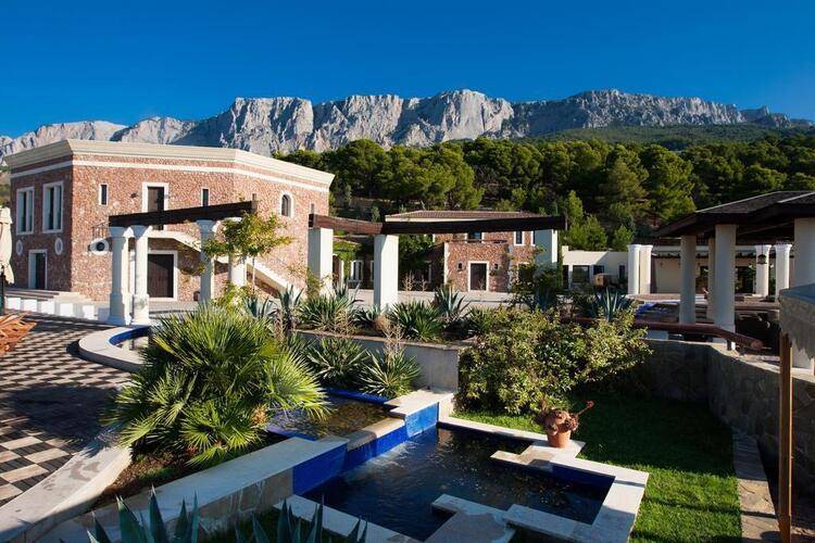 Резиденция Крымский Бриз