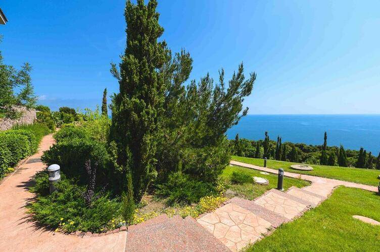 Резиденция Крымский Бриз