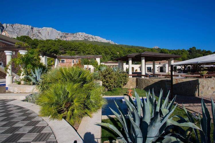 Резиденция Крымский Бриз