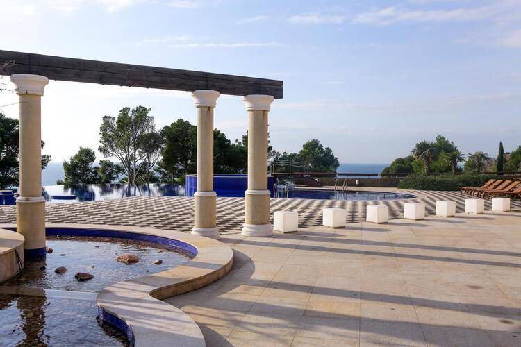 Резиденция Крымский Бриз