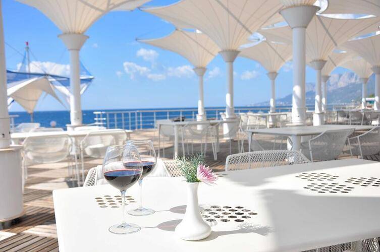 Резиденция Крымский Бриз