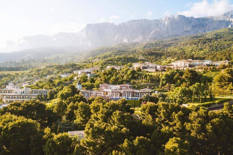 Резиденция Крымский Бриз