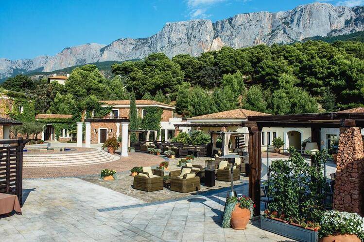 Резиденция Крымский Бриз