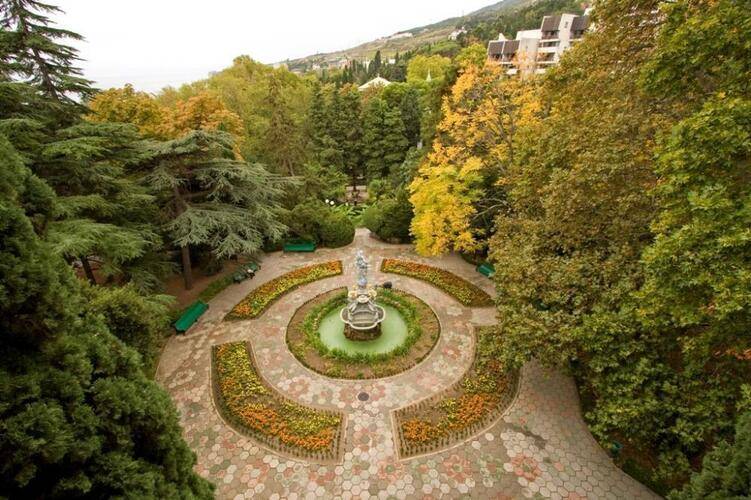 Санаторий Гурзуфский